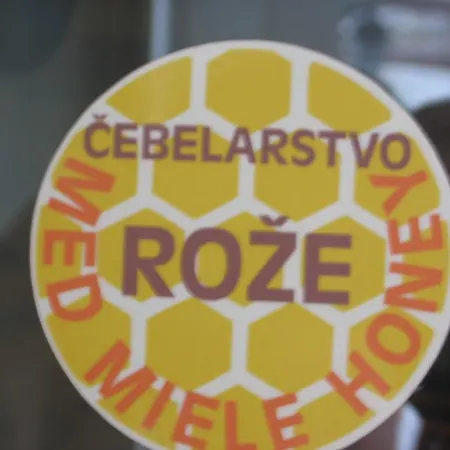 Roze 3*